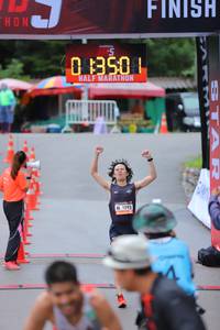 BIB: 01350, 1093
                            <button type="button" onclick="openModal(5849229)" class="btn btn-primary btn-sm float-right btn-popup" data-toggle="modal" data-target=".modal-high-quality">
                        <i class="fas fa-shopping-cart"></i> Add to Cart
                    </button>
                                            <button type="button" onclick="isThisMe(5849229, true)" class="btn btn-success btn-sm float-right btn-popup btn-isme hidden" data-toggle="tooltip" data-placement="bottom" title="นี่คือรูปของคุณใช่ไหม คลิกที่นี่เพื่อเอาเข้าอัลบั้ม">
                        <i class="fas fa-plus"></i> Add to album
                    </button>
                    <button type="button" onclick="isThisMe(5849229, false)" class="btn btn-warning btn-sm float-right btn-popup btn-isnotme hidden">
                        <i class="fas fa-ban"></i> Remove from album
                    </button>